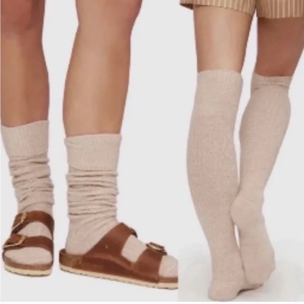Pudus Sweater‎ Socks Women's Fits Shoe Sizes 6-10 FabFitFun NEW